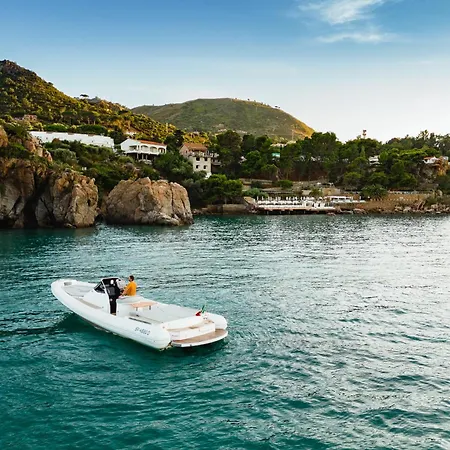 Le Calette Bay Cefalu