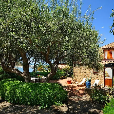 Hotel Le Calette Bay 4*