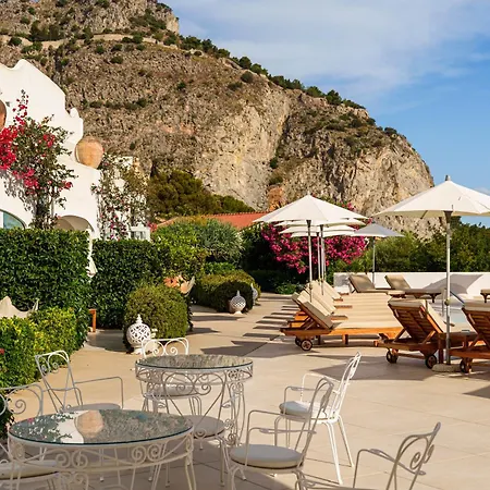 Le Calette Bay Cefalu