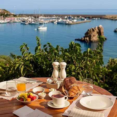 Le Calette Bay Cefalu