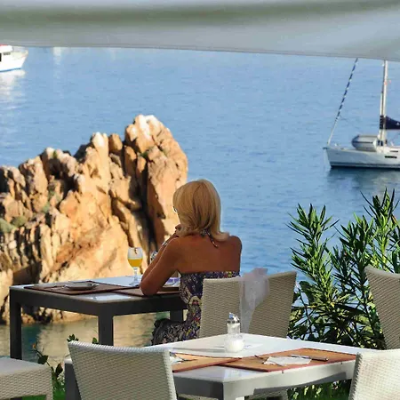 Le Calette Bay 4* Cefalu