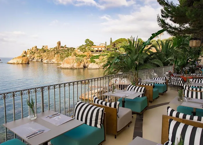 Готель Le Calette Bay 4*