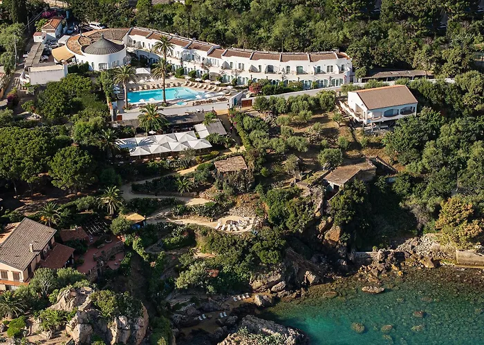 Ξενοδοχείο Le Calette Bay