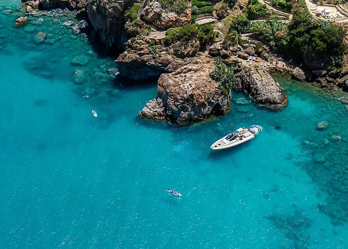 Le Calette Bay Готель 4*