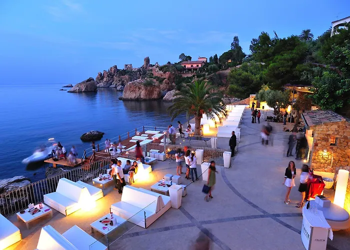 Готель Le Calette Bay Чефалу